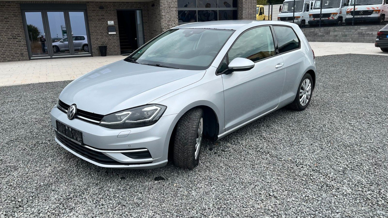 Volkswagen Golf VII Lim. Sound Start-Stopp - Personenwagen: afbeelding 2 Volkswagen Golf VII Lim. Sound Start-Stopp - Personenwagen: afbeelding 2
