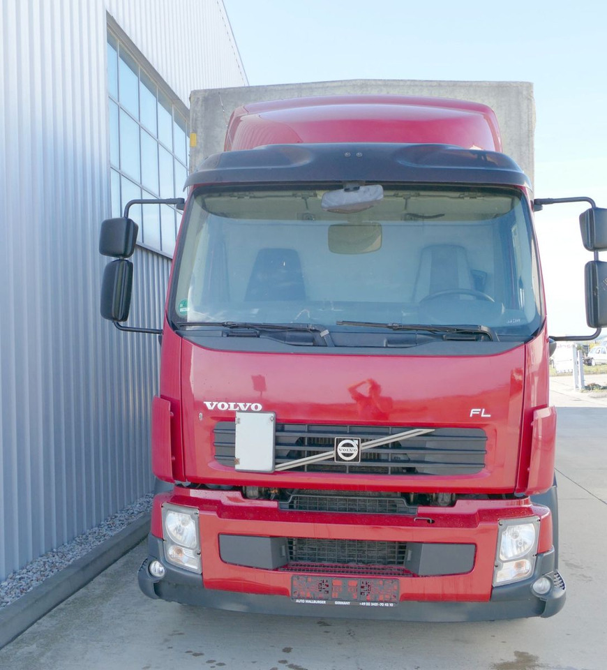 Volvo FL 240 PRITSCHE / PLANE + LBW + KLIMA + EURO 5 - Schuifzeilen vrachtwagen: afbeelding 3 Volvo FL 240 PRITSCHE / PLANE + LBW + KLIMA + EURO 5 - Schuifzeilen vrachtwagen: afbeelding 3