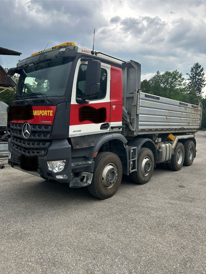Mercedes-Benz Arocs 4145 8x4 - Kipper vrachtwagen: afbeelding 1 Mercedes-Benz Arocs 4145 8x4 - Kipper vrachtwagen: afbeelding 1