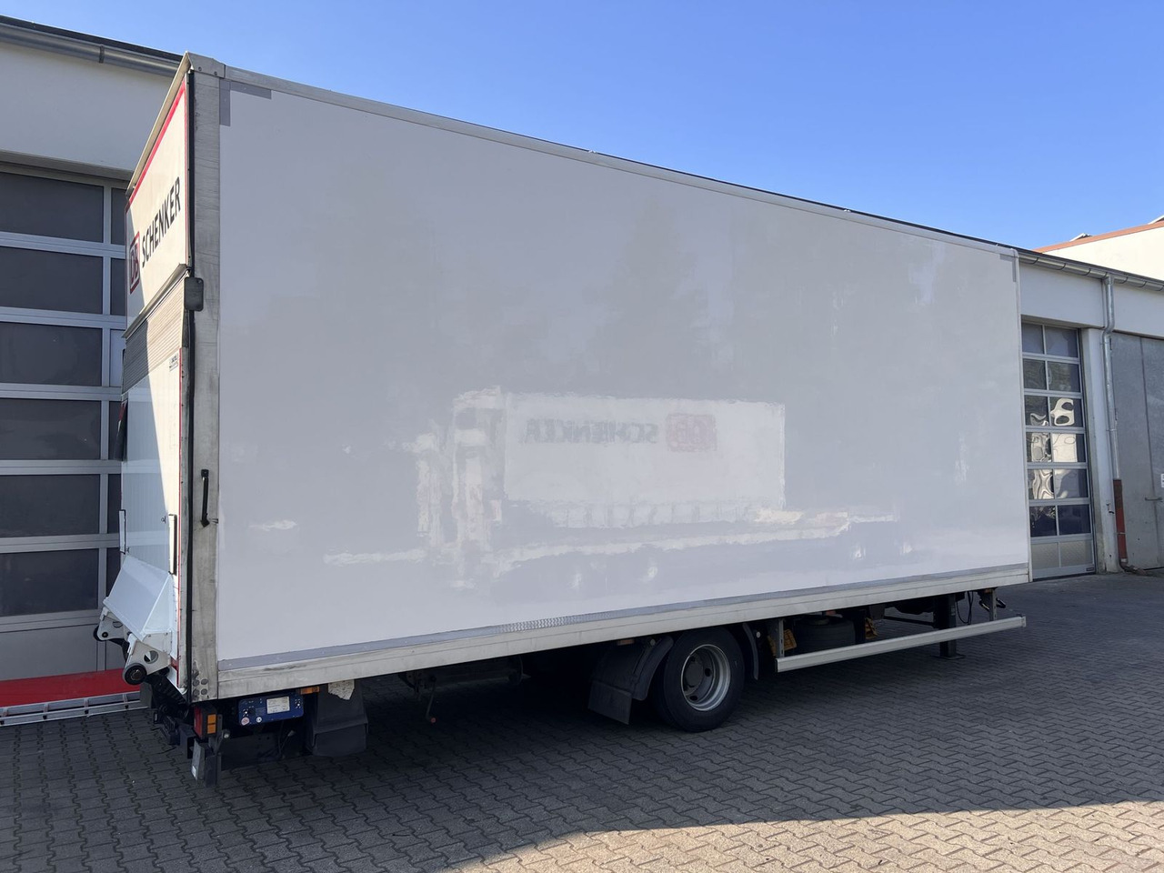 1 Achs Kofferanhänger, Ladebordwand - Gesloten aanhangwagen: afbeelding 1 1 Achs Kofferanhänger, Ladebordwand - Gesloten aanhangwagen: afbeelding 1