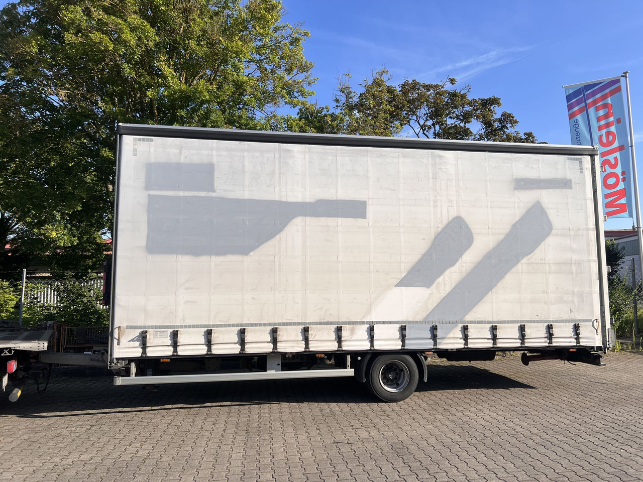 Ackermann Z-KA-F10.5/7,5 1 Achs Planenanhänger 10,5 t GG - Aanhangwagen met huif: afbeelding 1 Ackermann Z-KA-F10.5/7,5 1 Achs Planenanhänger 10,5 t GG - Aanhangwagen met huif: afbeelding 1