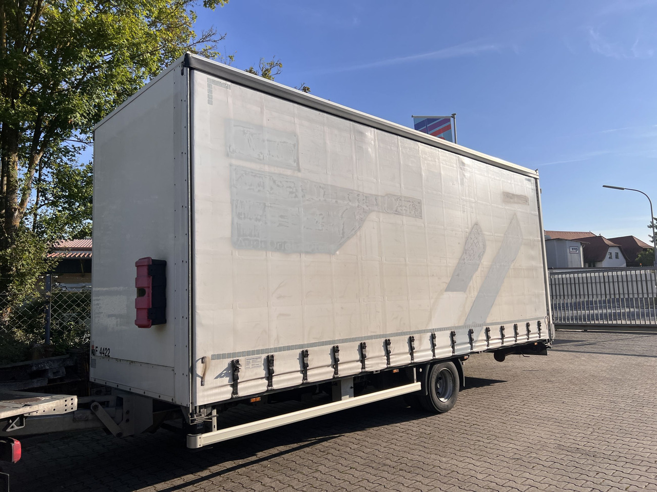 Ackermann Z-KA-F10.5/7,5 1 Achs Planenanhänger 10,5 t GG - Aanhangwagen met huif: afbeelding 2 Ackermann Z-KA-F10.5/7,5 1 Achs Planenanhänger 10,5 t GG - Aanhangwagen met huif: afbeelding 2