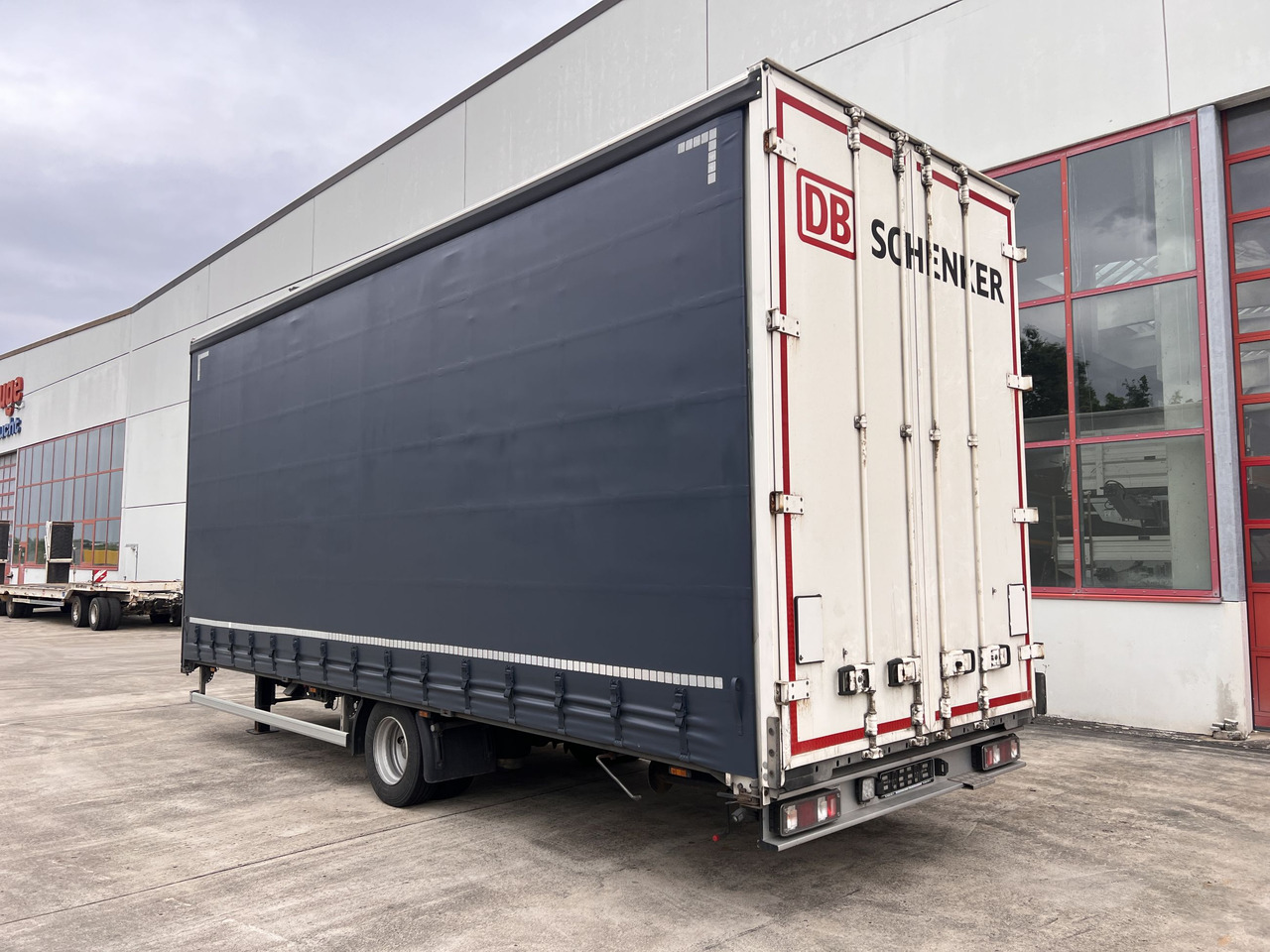 Ackermann Z-KA-F10.5/7,6 1 Achs Jumbo- Planenanhänger 10,5 t GG - Aanhangwagen met huif: afbeelding 5 Ackermann Z-KA-F10.5/7,6 1 Achs Jumbo- Planenanhänger 10,5 t GG - Aanhangwagen met huif: afbeelding 5
