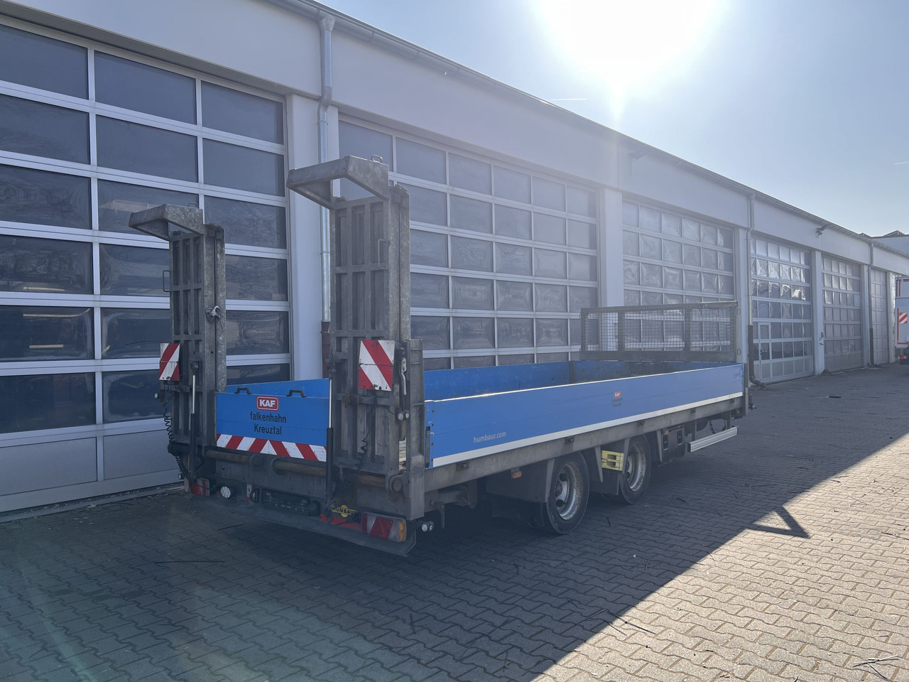 Humbaur HBTZ 136224 TA-BS 13,6 t Tandemtieflader - Dieplader aanhangwagen: afbeelding 3 Humbaur HBTZ 136224 TA-BS 13,6 t Tandemtieflader - Dieplader aanhangwagen: afbeelding 3