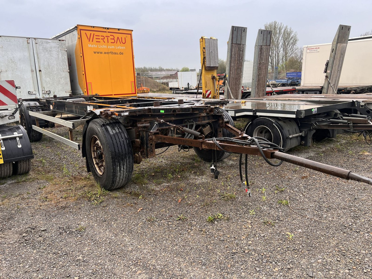 Krone 2 Achs Wechselanhänger BDF - Containertransporter/ Wissellaadbak aanhangwagen: afbeelding 1 Krone 2 Achs Wechselanhänger BDF - Containertransporter/ Wissellaadbak aanhangwagen: afbeelding 1