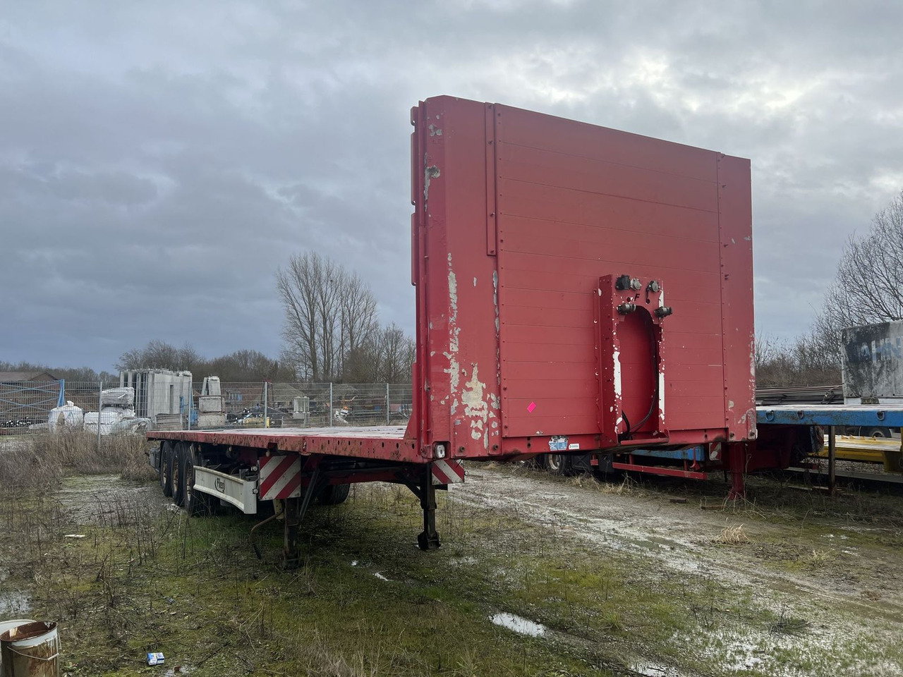 Krone 3 Achs Sattelauflieger - Open bak met boorden oplegger: afbeelding 2 Krone 3 Achs Sattelauflieger - Open bak met boorden oplegger: afbeelding 2