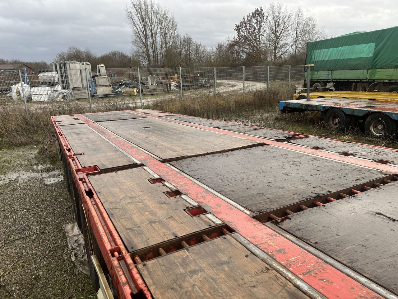 Krone 3 Achs Sattelauflieger - Open bak met boorden oplegger: afbeelding 5 Krone 3 Achs Sattelauflieger - Open bak met boorden oplegger: afbeelding 5