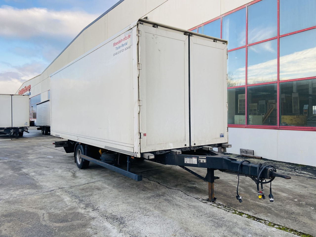 Möslein 1 Achs Kofferanhänger - Gesloten aanhangwagen: afbeelding 2 Möslein 1 Achs Kofferanhänger - Gesloten aanhangwagen: afbeelding 2