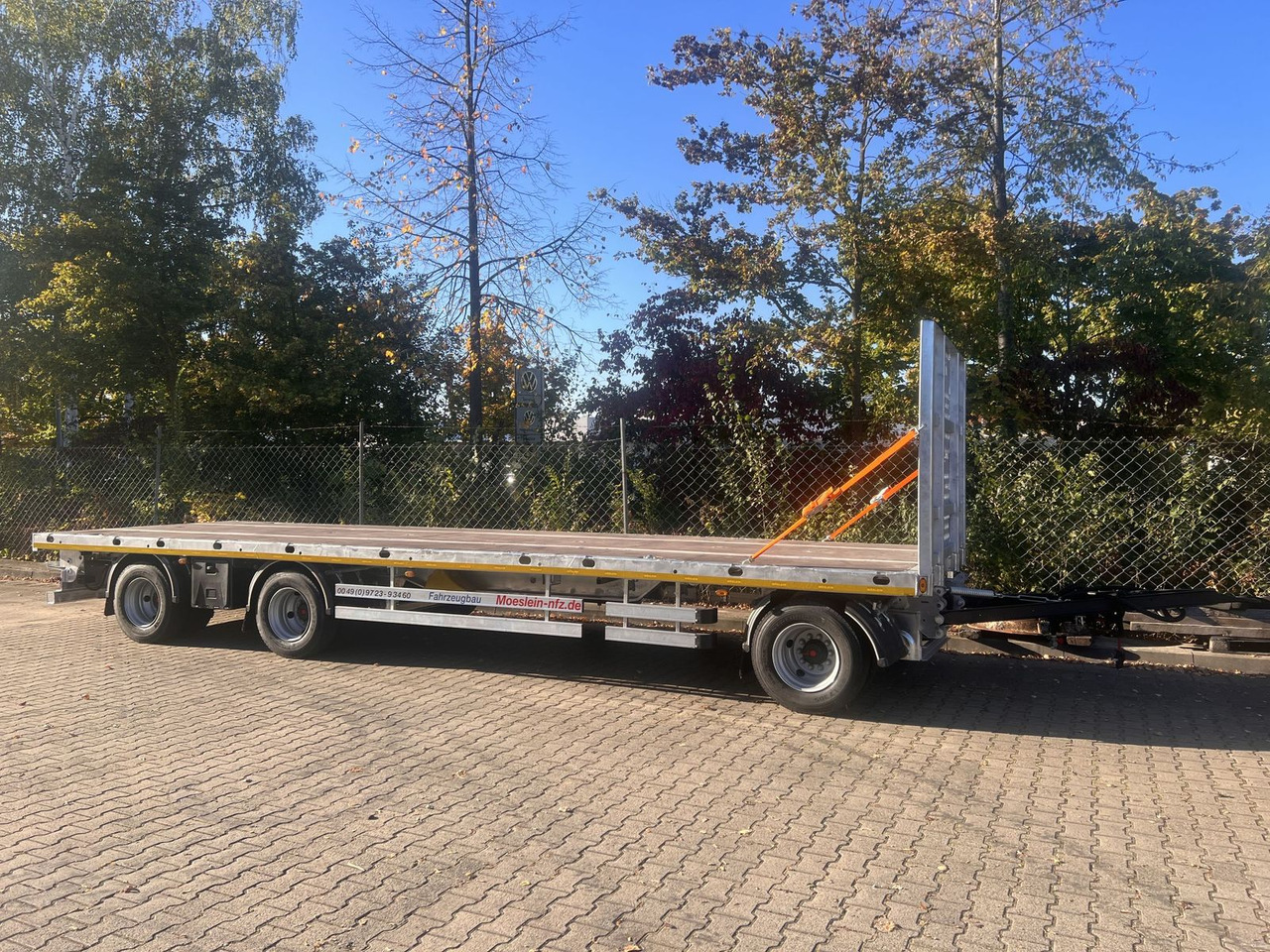 Möslein 3 Achs Jumbo- Plato- Anhänger, 10,5 m Ladefläch - Open/ Plateau aanhangwagen: afbeelding 5 Möslein 3 Achs Jumbo- Plato- Anhänger, 10,5 m Ladefläch - Open/ Plateau aanhangwagen: afbeelding 5