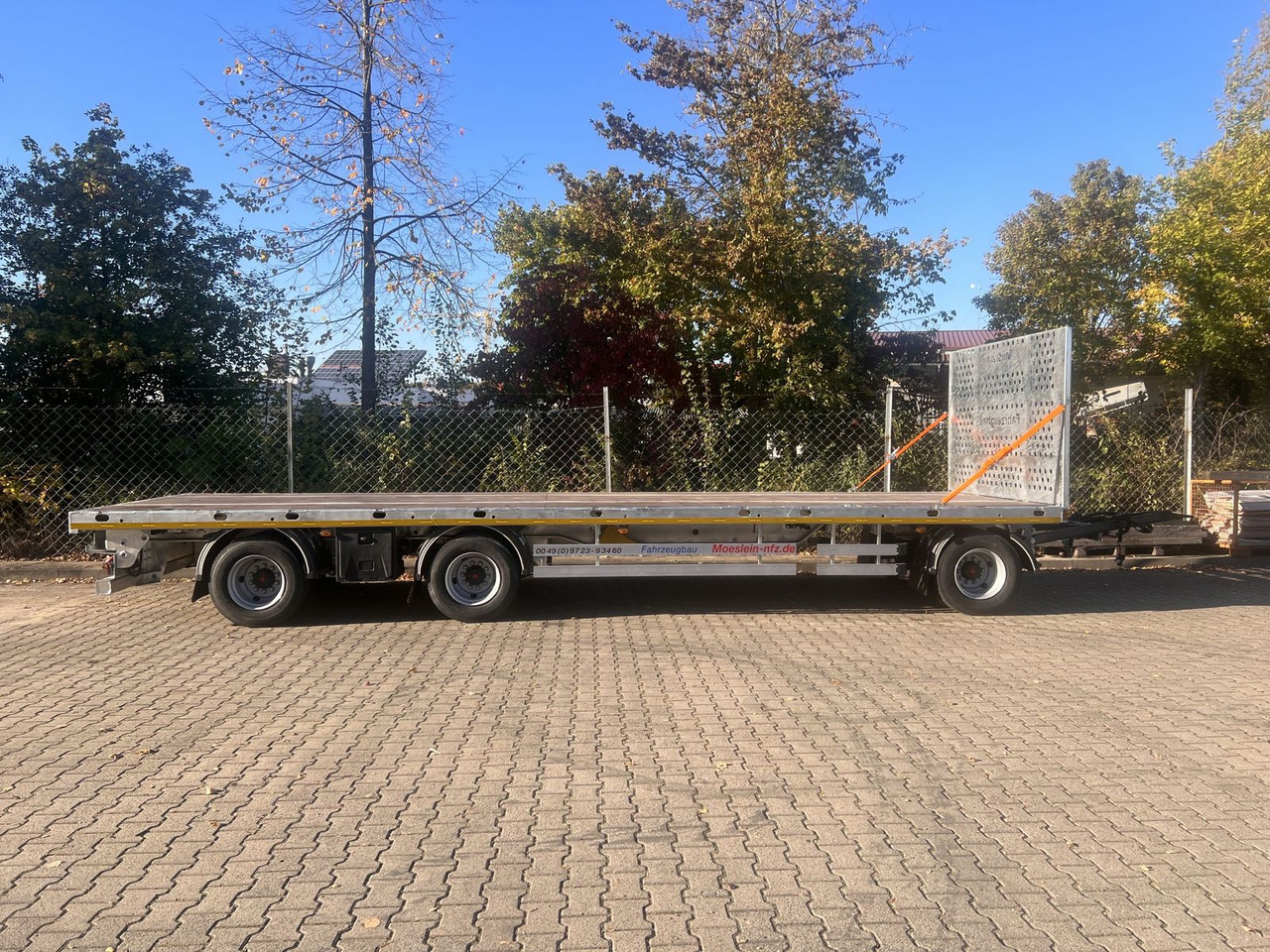Möslein 3 Achs Jumbo- Plato- Anhänger 10 m, Mega - Open/ Plateau aanhangwagen: afbeelding 4 Möslein 3 Achs Jumbo- Plato- Anhänger 10 m, Mega - Open/ Plateau aanhangwagen: afbeelding 4