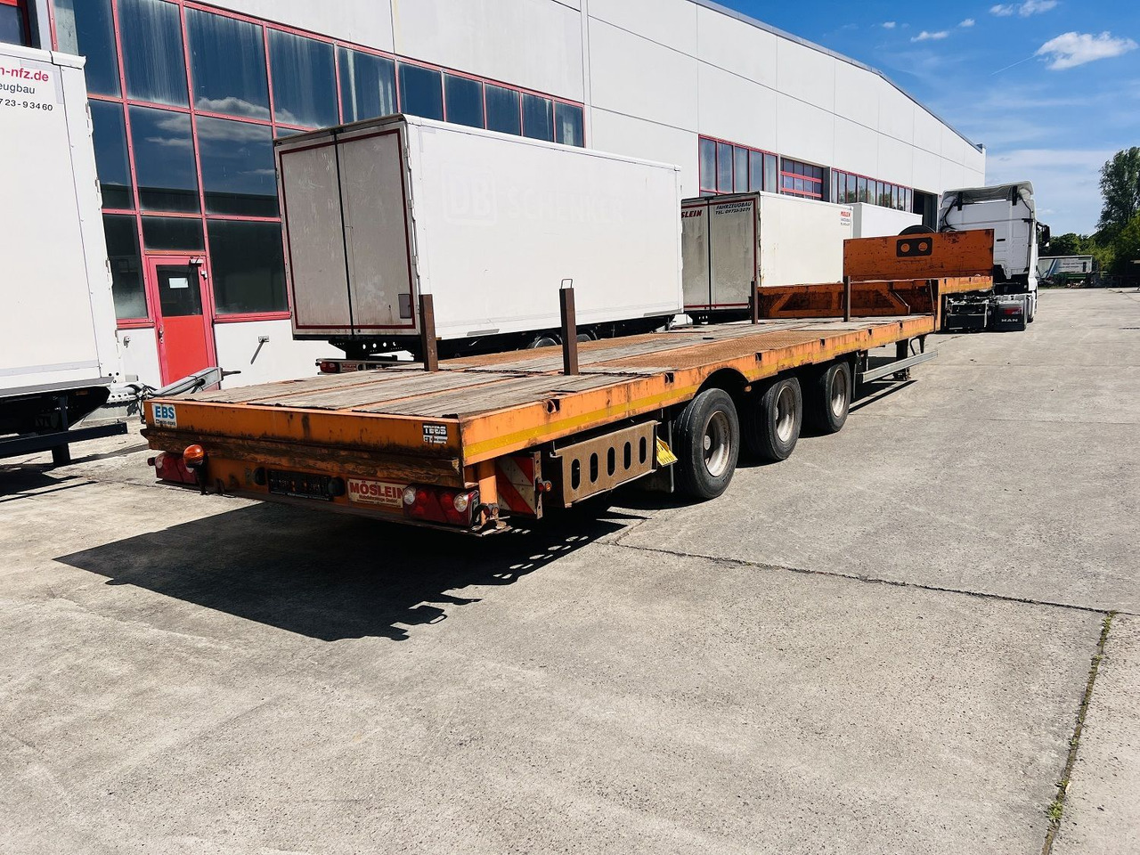 Möslein 3 Achs Satteltieflader Plato 45 t GGfür Fertigt - Dieplader oplegger: afbeelding 5 Möslein 3 Achs Satteltieflader Plato 45 t GGfür Fertigt - Dieplader oplegger: afbeelding 5