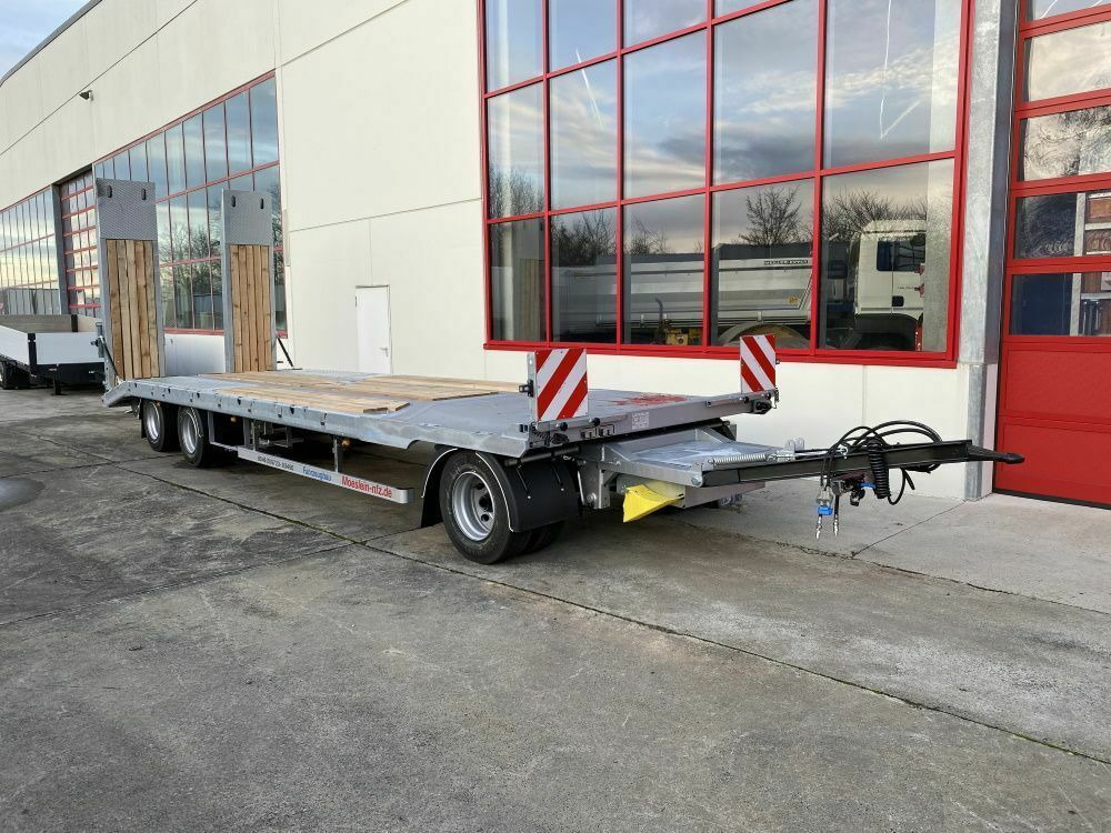 Möslein 3 Achs Tieflader mit gerader Ladefläche 9 m, Ne - Dieplader aanhangwagen: afbeelding 3 Möslein 3 Achs Tieflader mit gerader Ladefläche 9 m, Ne - Dieplader aanhangwagen: afbeelding 3