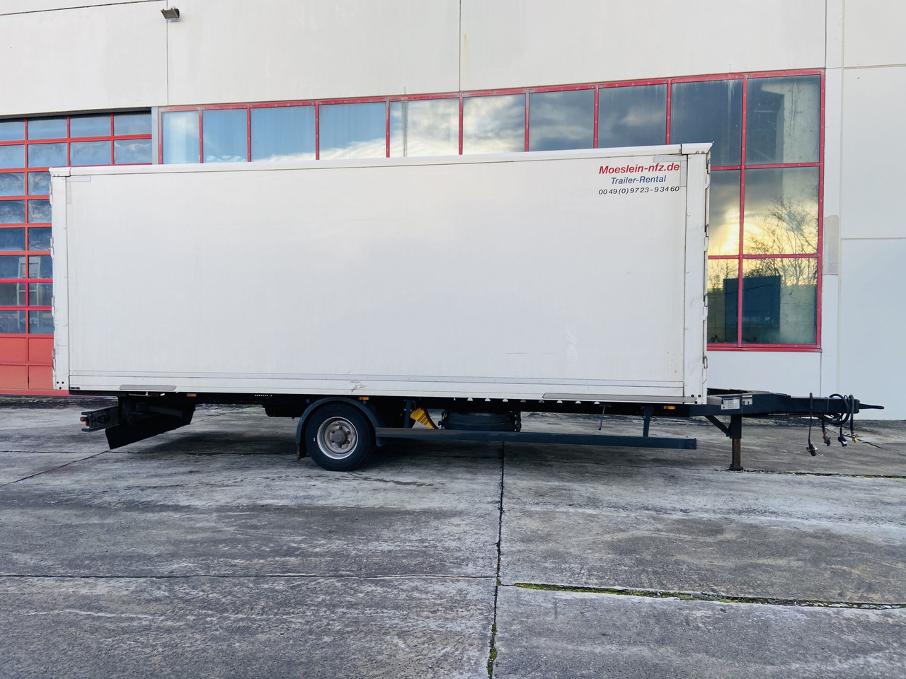 Möslein EK 1- D 7,3 1 Achs Kofferanhänger - Gesloten aanhangwagen: afbeelding 1 Möslein EK 1- D 7,3 1 Achs Kofferanhänger - Gesloten aanhangwagen: afbeelding 1