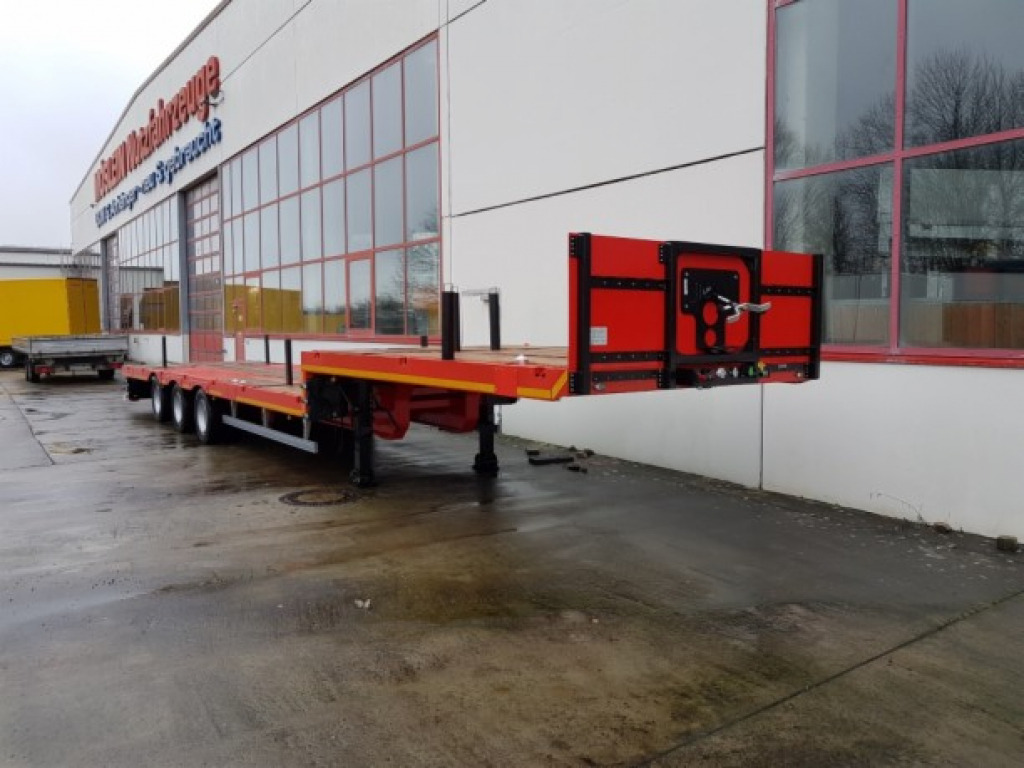 Möslein STO 3 Schwebheim 3 Achs Satteltieflader Plato - Dieplader oplegger: afbeelding 3 Möslein STO 3 Schwebheim 3 Achs Satteltieflader Plato - Dieplader oplegger: afbeelding 3