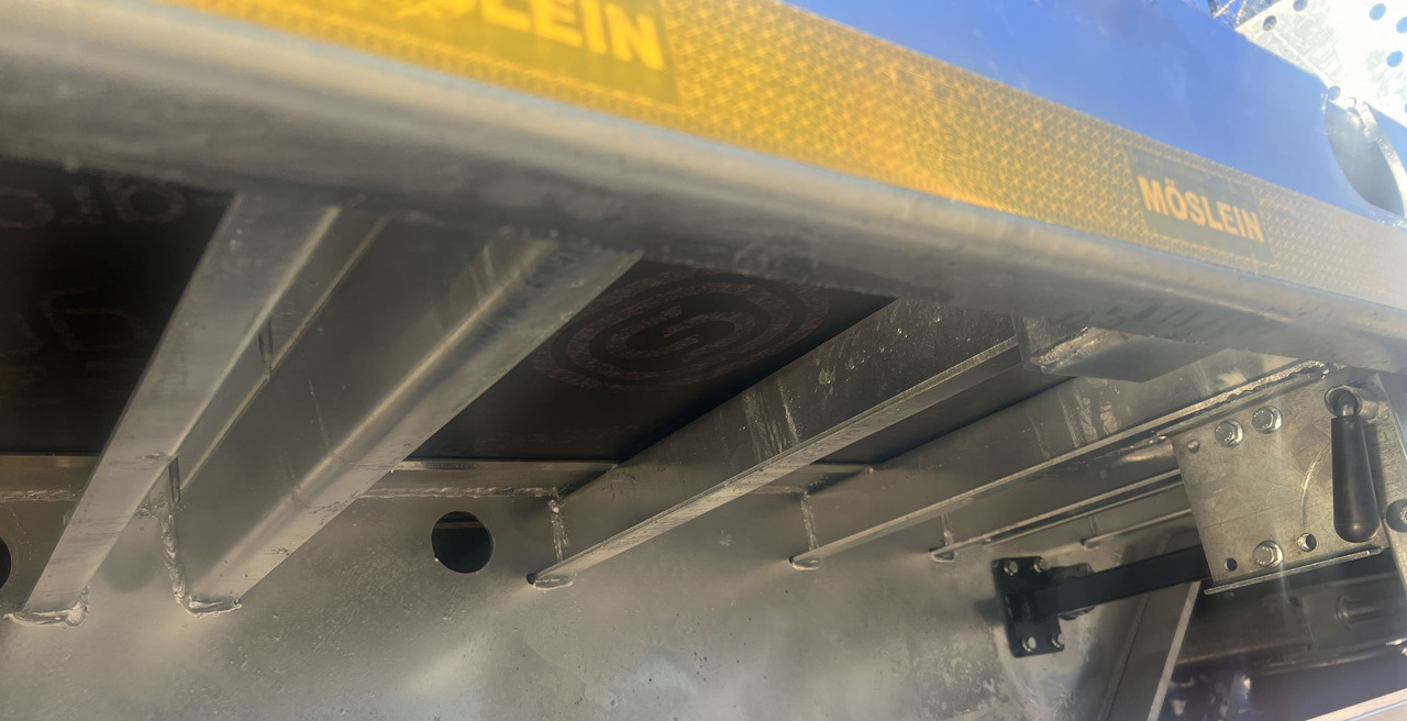 Möslein T 3 Plato 9 m 3 Achs Jumbo- Plato- Anhänger 9 m, Mega - Open/ Plateau aanhangwagen: afbeelding 4 Möslein T 3 Plato 9 m 3 Achs Jumbo- Plato- Anhänger 9 m, Mega - Open/ Plateau aanhangwagen: afbeelding 4