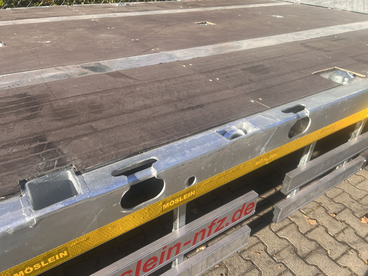 Möslein T 3 Plato 9 m 3 Achs Jumbo- Plato- Anhänger 9 m, Mega - Open/ Plateau aanhangwagen: afbeelding 3 Möslein T 3 Plato 9 m 3 Achs Jumbo- Plato- Anhänger 9 m, Mega - Open/ Plateau aanhangwagen: afbeelding 3