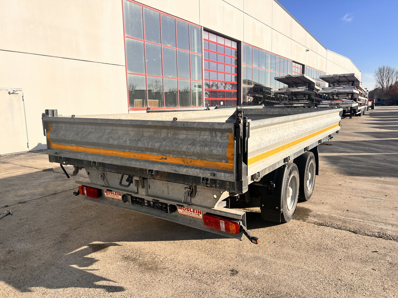 Möslein TDS 13 Schwebheim 13 t Tandemkipper- Tieflader - Kipper aanhangwagen: afbeelding 4 Möslein TDS 13 Schwebheim 13 t Tandemkipper- Tieflader - Kipper aanhangwagen: afbeelding 4