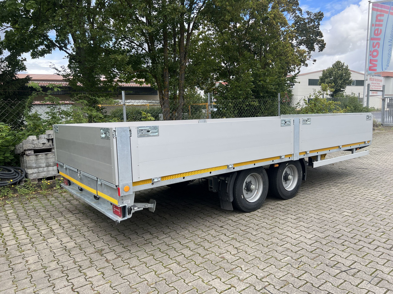 Möslein THT 11 G 6,2 L Tandem- Pritschenanhänger- Tieflader - Open/ Plateau aanhangwagen: afbeelding 4 Möslein THT 11 G 6,2 L Tandem- Pritschenanhänger- Tieflader - Open/ Plateau aanhangwagen: afbeelding 4