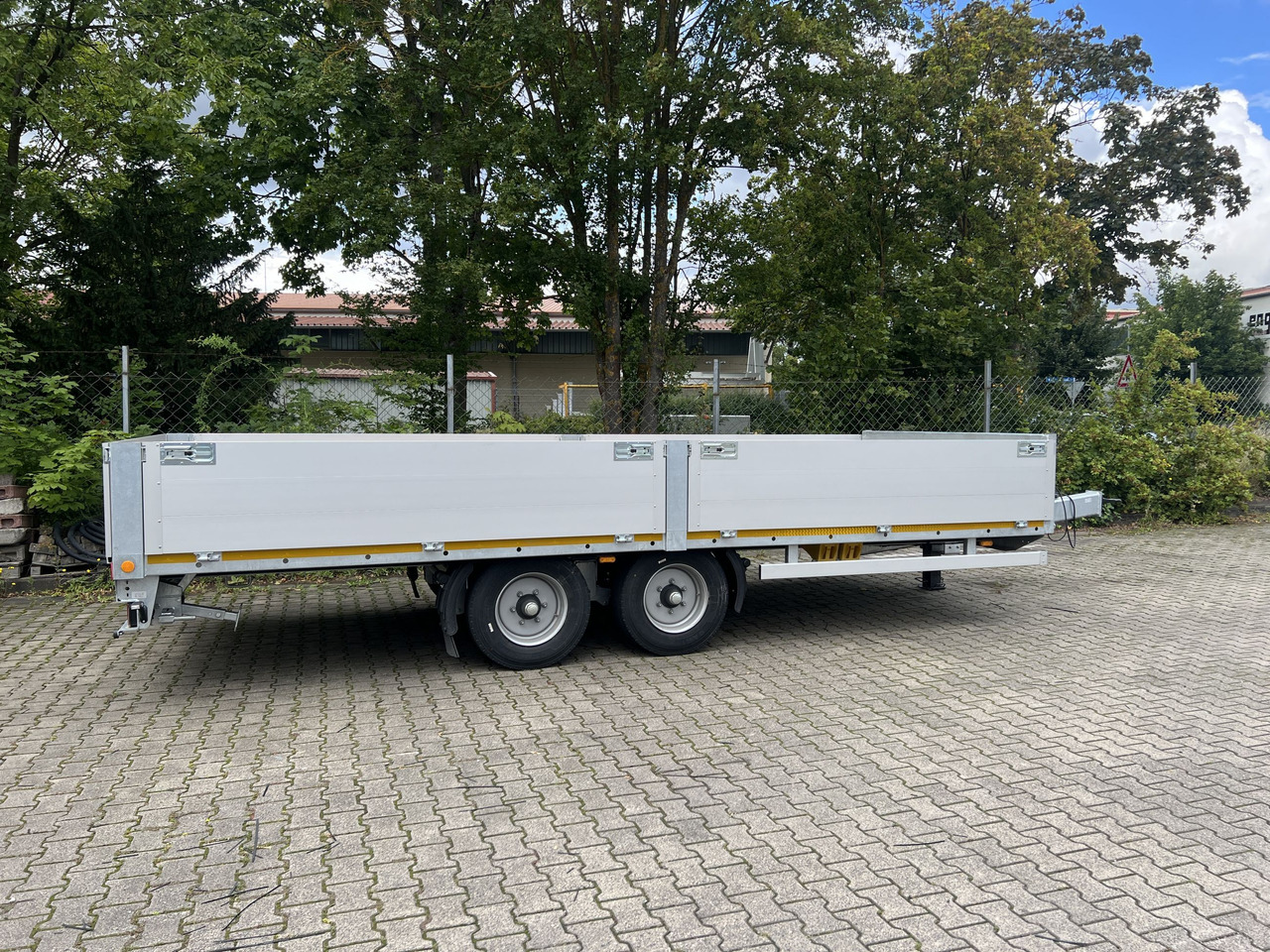 Möslein THT 11 G 6,2 L Tandem- Pritschenanhänger- Tieflader - Open/ Plateau aanhangwagen: afbeelding 3 Möslein THT 11 G 6,2 L Tandem- Pritschenanhänger- Tieflader - Open/ Plateau aanhangwagen: afbeelding 3