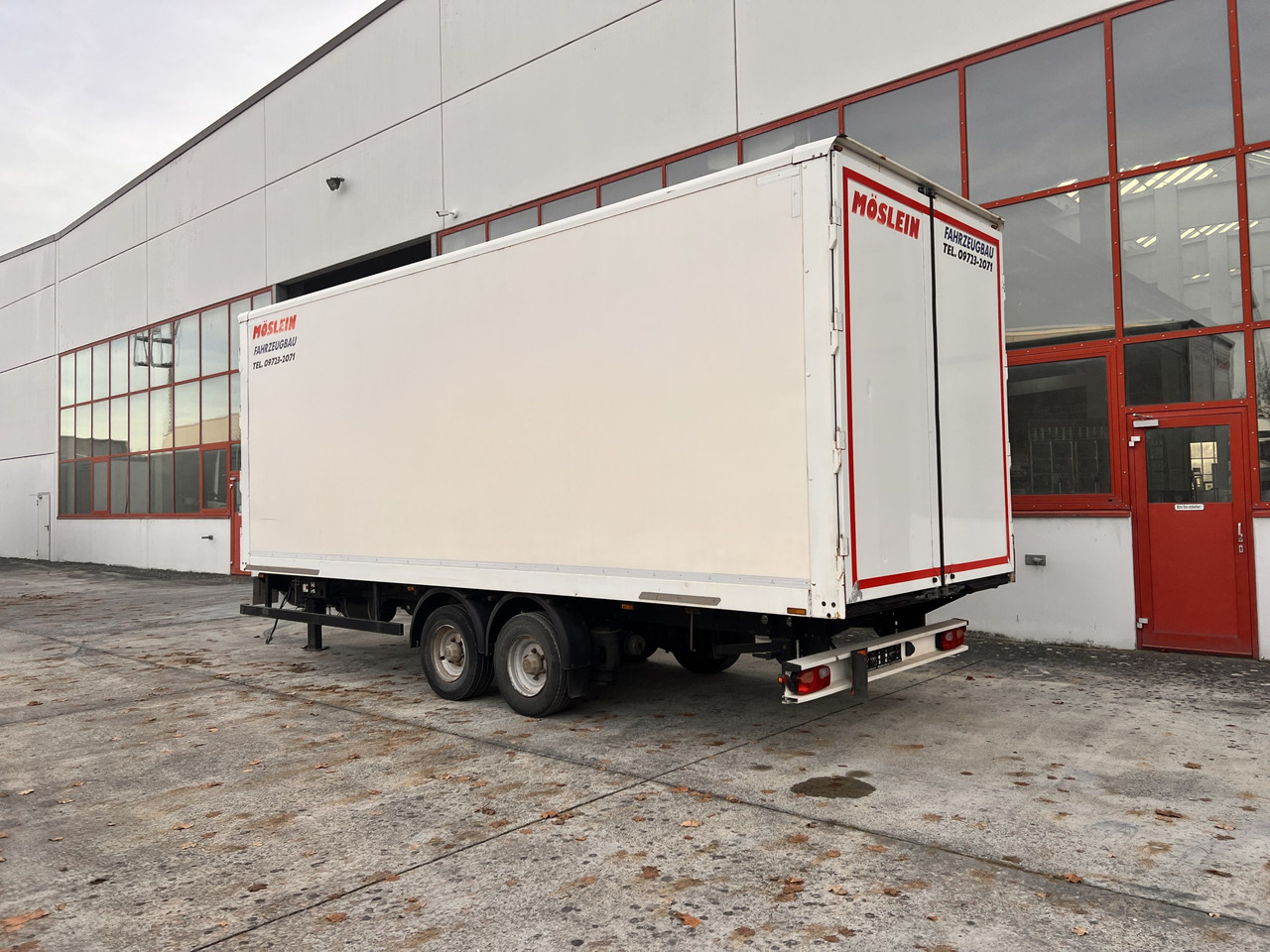 Möslein TKO 105 D Schwebheim Tandem- Koffer- Anhänger, Durchladbar - Gesloten aanhangwagen: afbeelding 2 Möslein TKO 105 D Schwebheim Tandem- Koffer- Anhänger, Durchladbar - Gesloten aanhangwagen: afbeelding 2