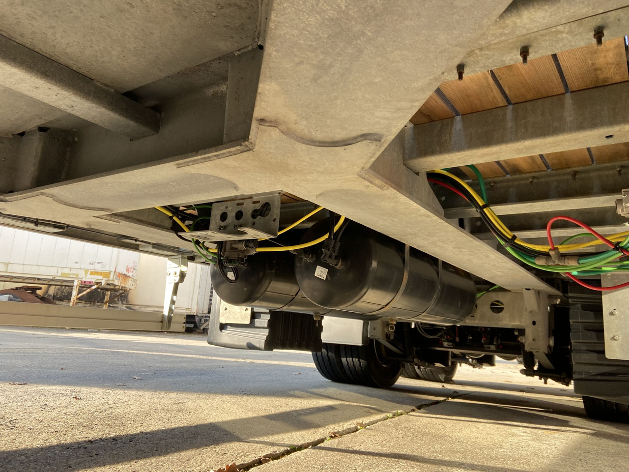 Möslein TO 3 F Schwebheim Neuwertig 3 Achs Tieflader 8,10 m Ladefläche - Dieplader aanhangwagen: afbeelding 2 Möslein TO 3 F Schwebheim Neuwertig 3 Achs Tieflader 8,10 m Ladefläche - Dieplader aanhangwagen: afbeelding 2