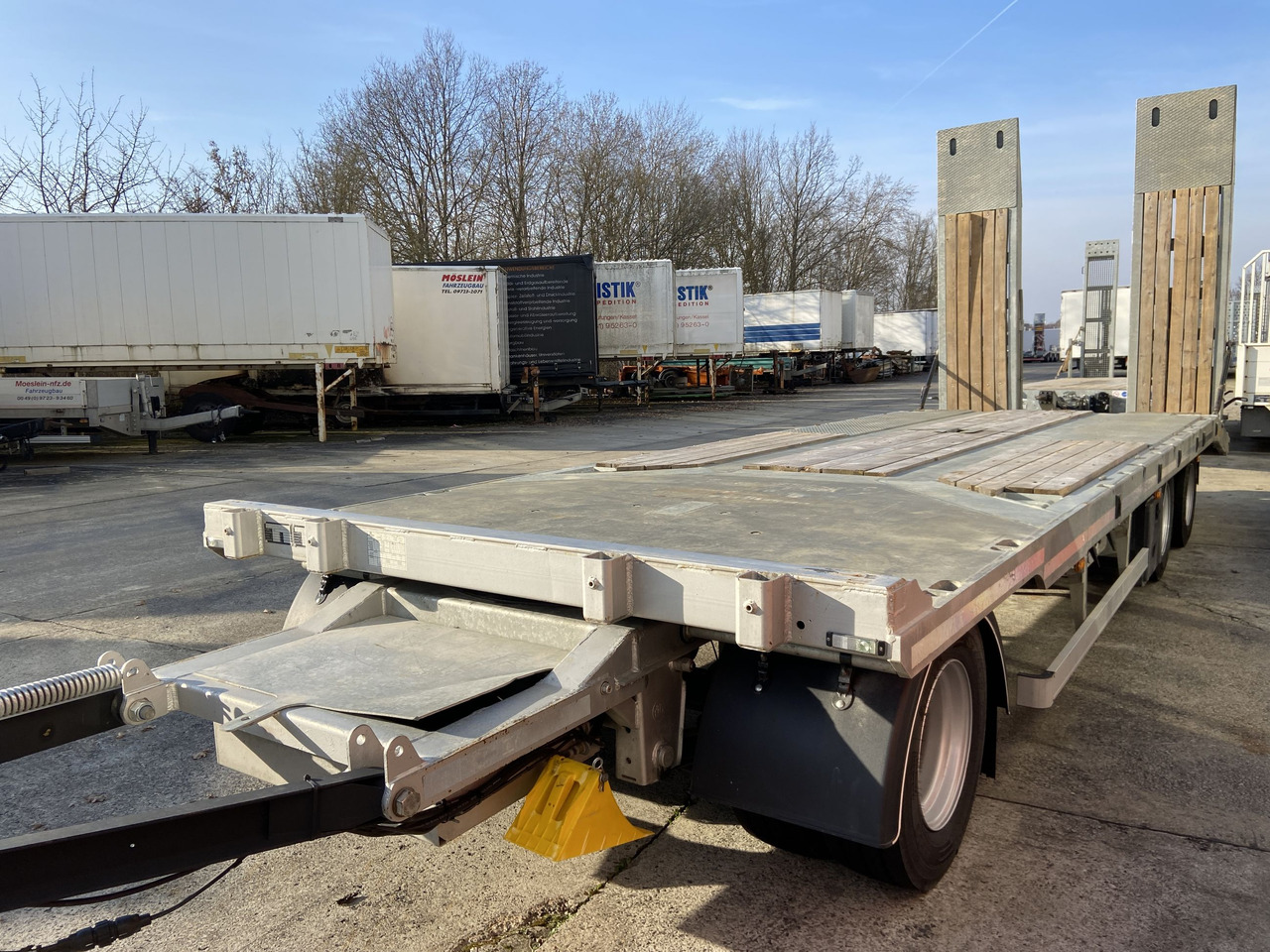 Möslein TO 3 F Schwebheim Neuwertig 3 Achs Tieflader 8,10 m Ladefläche - Dieplader aanhangwagen: afbeelding 1 Möslein TO 3 F Schwebheim Neuwertig 3 Achs Tieflader 8,10 m Ladefläche - Dieplader aanhangwagen: afbeelding 1