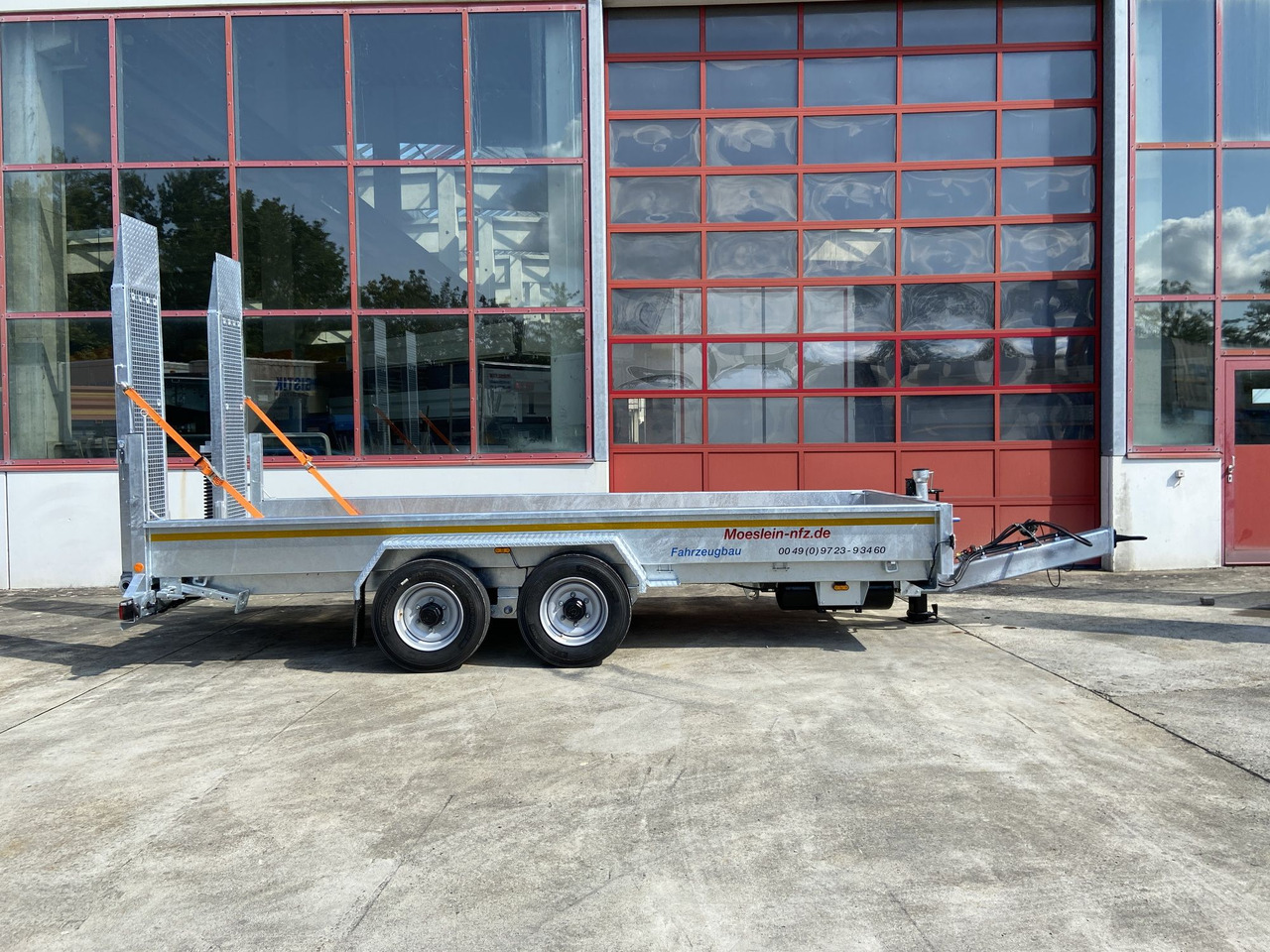 Möslein TT 11-E 5,50 - 2 Tandemtieflader5,50 m x 2 m, Feuerverzinkt - Dieplader aanhangwagen: afbeelding 1 Möslein TT 11-E 5,50 - 2 Tandemtieflader5,50 m x 2 m, Feuerverzinkt - Dieplader aanhangwagen: afbeelding 1
