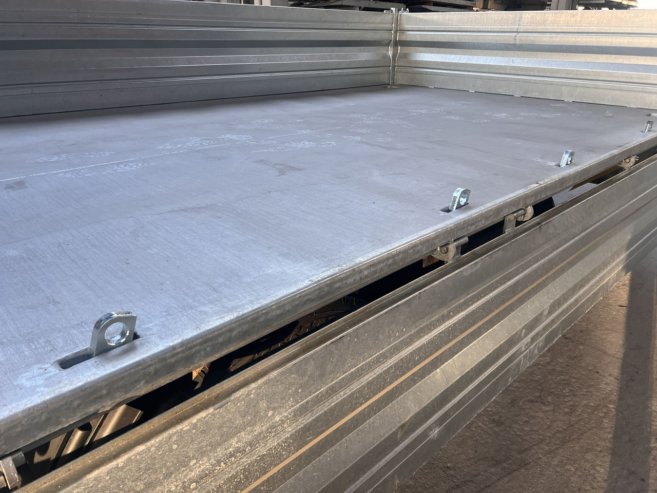 Möslein TTD 19 B neuer 19 t Tandemkipper- Tieflader - Kipper aanhangwagen: afbeelding 2 Möslein TTD 19 B neuer 19 t Tandemkipper- Tieflader - Kipper aanhangwagen: afbeelding 2