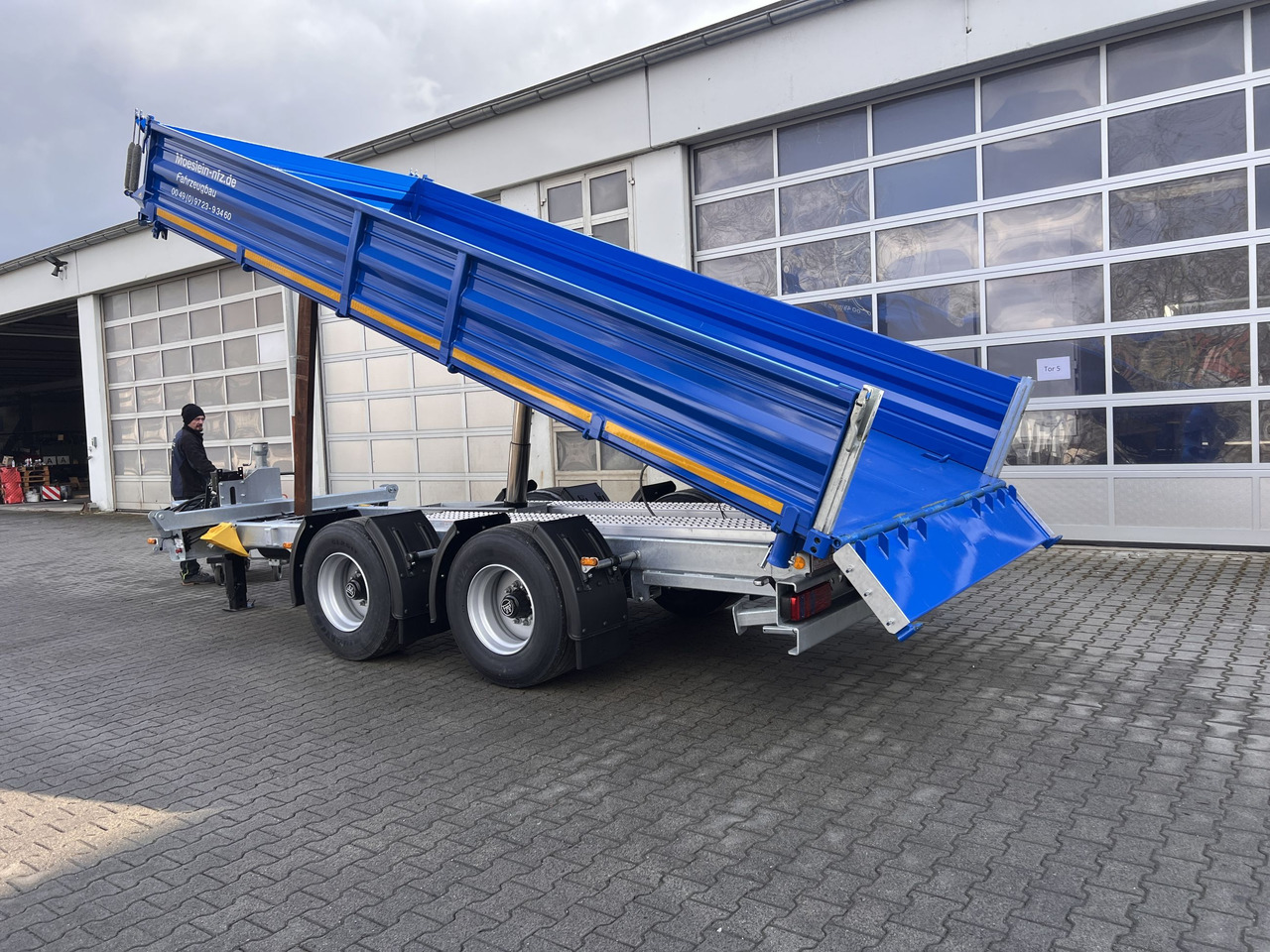 Nieuw Kipper aanhangwagen Möslein TTD 19 B  neuer 19 t Tandemkipper- Tieflader hydraulischer Klappe: afbeelding 11