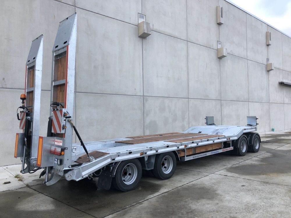 Möslein neuer 4 Achs Tieflader hydraulischen Rampen - Dieplader aanhangwagen: afbeelding 4 Möslein neuer 4 Achs Tieflader hydraulischen Rampen - Dieplader aanhangwagen: afbeelding 4