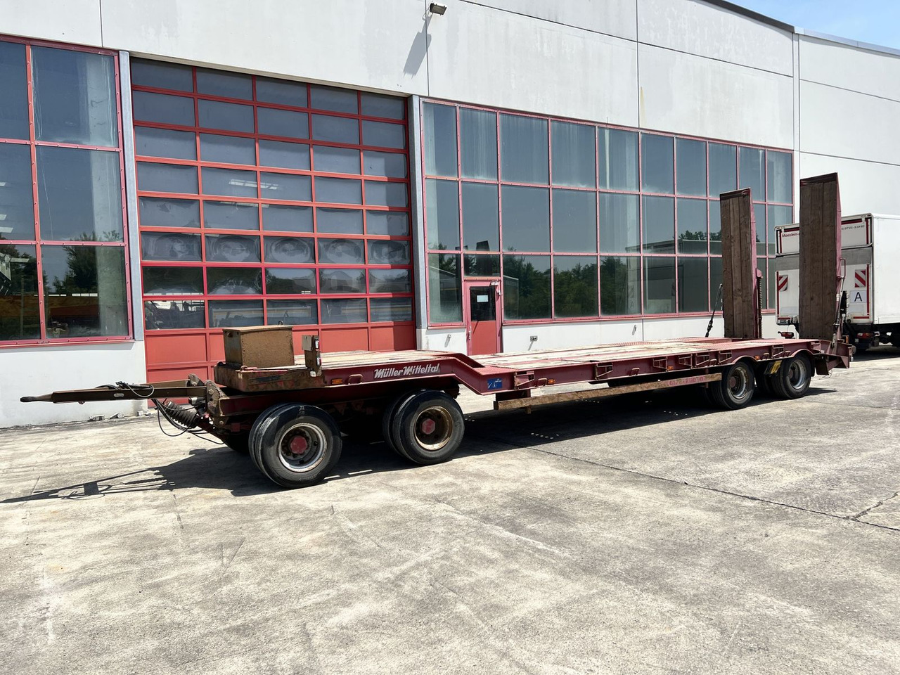 Müller-Mitteltal 4 Achs Tiefladeranhänger - Dieplader aanhangwagen: afbeelding 5 Müller-Mitteltal 4 Achs Tiefladeranhänger - Dieplader aanhangwagen: afbeelding 5