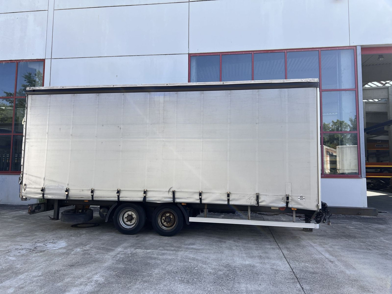 Tandem- Planenanhänger - Aanhangwagen met huif: afbeelding 1 Tandem- Planenanhänger - Aanhangwagen met huif: afbeelding 1