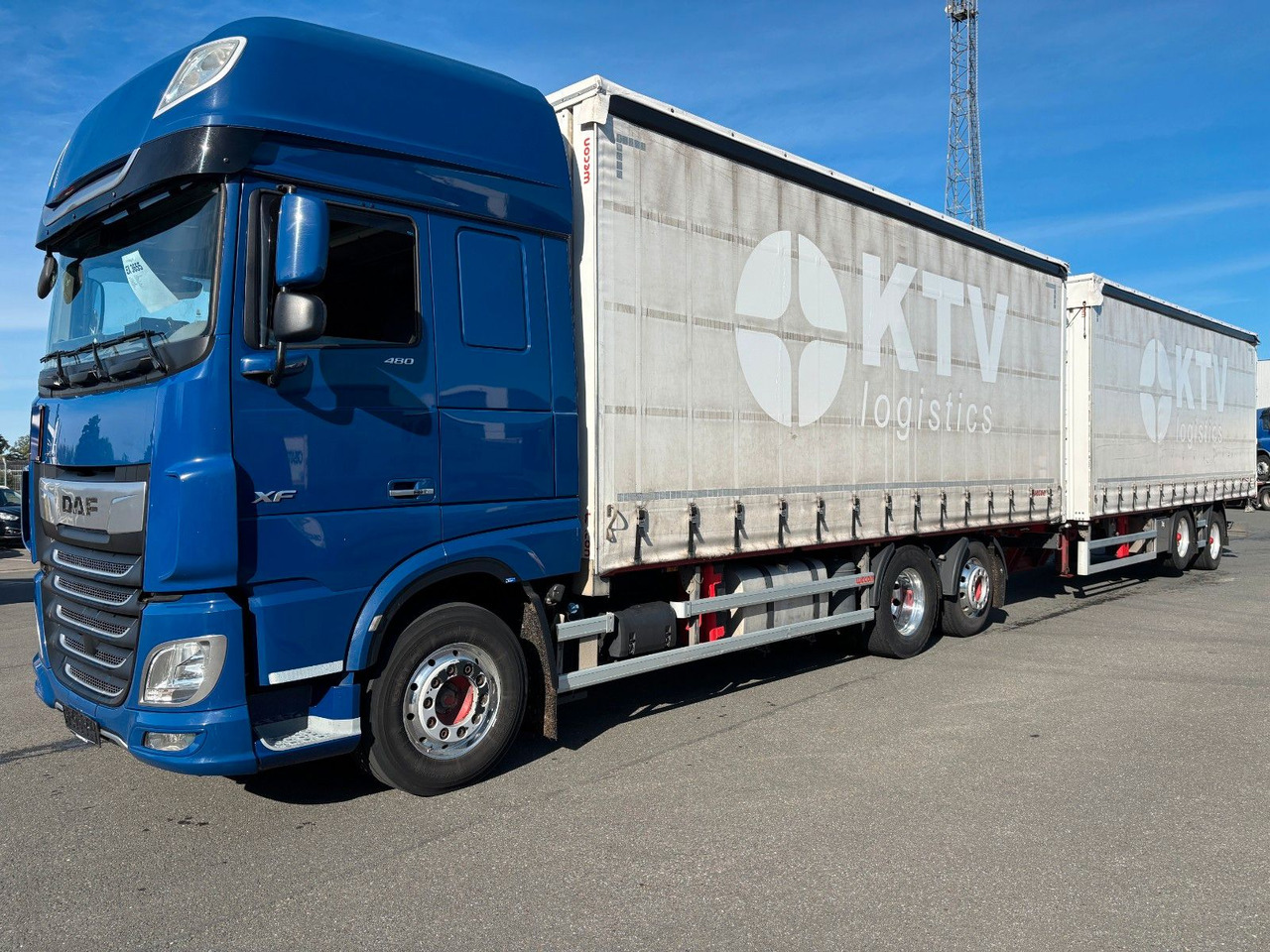 DAF SSC XF 480 Jumbozug + Anh Wecon Staplerhalterung - Schuifzeilen vrachtwagen: afbeelding 1 DAF SSC XF 480 Jumbozug + Anh Wecon Staplerhalterung - Schuifzeilen vrachtwagen: afbeelding 1