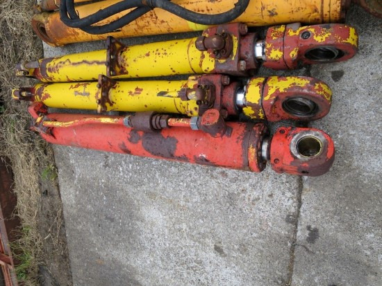 O&K MH6-PMS (CILINDROS HIDRÁULICOS ) - Hydraulische cilinder voor Bouwmachine: afbeelding 2 O&K MH6-PMS (CILINDROS HIDRÁULICOS ) - Hydraulische cilinder voor Bouwmachine: afbeelding 2
