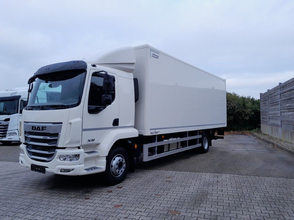 DAF FA XB 290 16t Spier Plywoodkoffer - Bakwagen: afbeelding 1 DAF FA XB 290 16t Spier Plywoodkoffer - Bakwagen: afbeelding 1