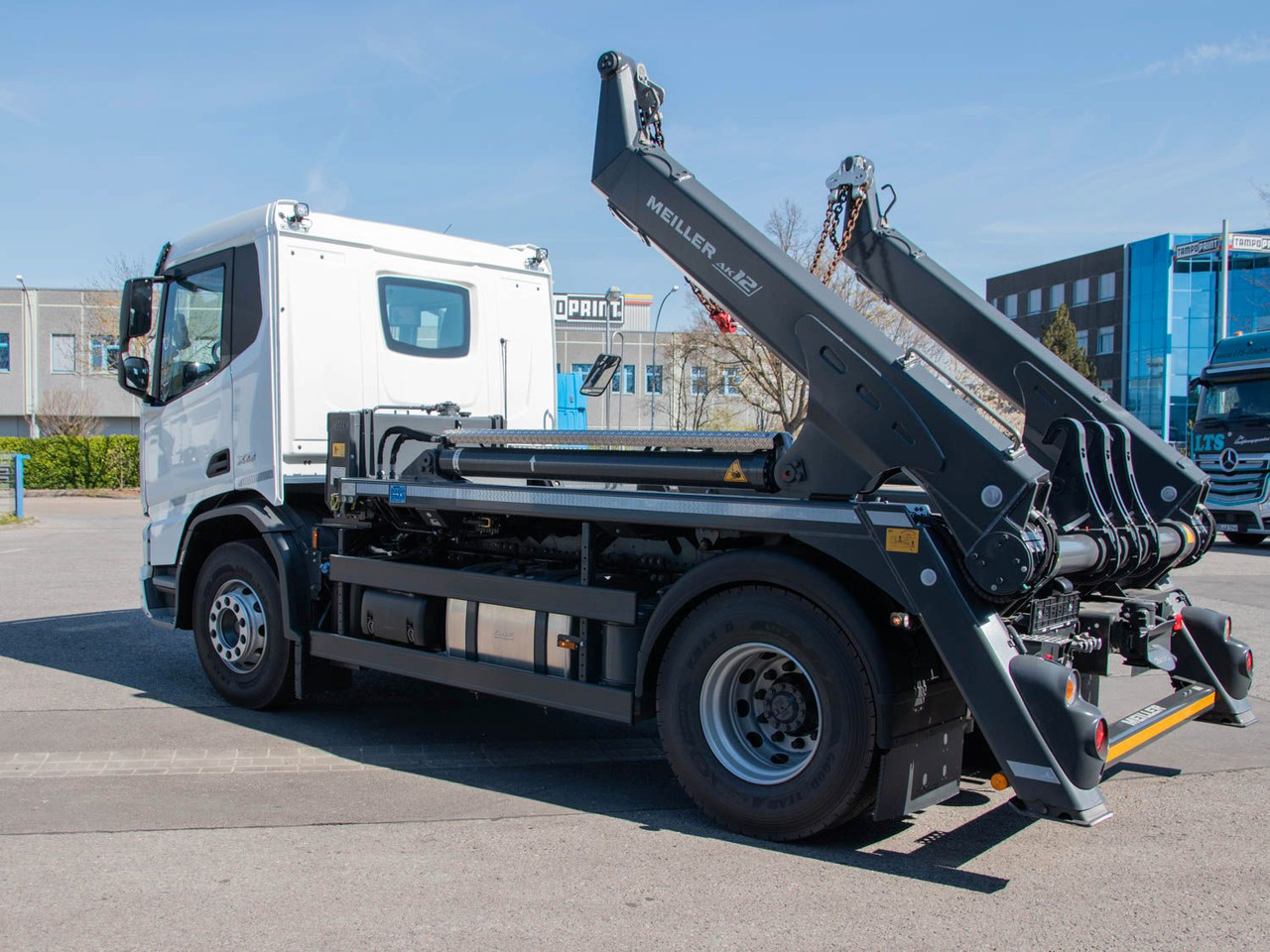 DAF XD 410 FA Meiller Absetzkipper DAF XD 410 FA Meiller Absetzkipper - Portaalarmsysteem vrachtwagen: afbeelding 5 DAF XD 410 FA Meiller Absetzkipper DAF XD 410 FA Meiller Absetzkipper - Portaalarmsysteem vrachtwagen: afbeelding 5