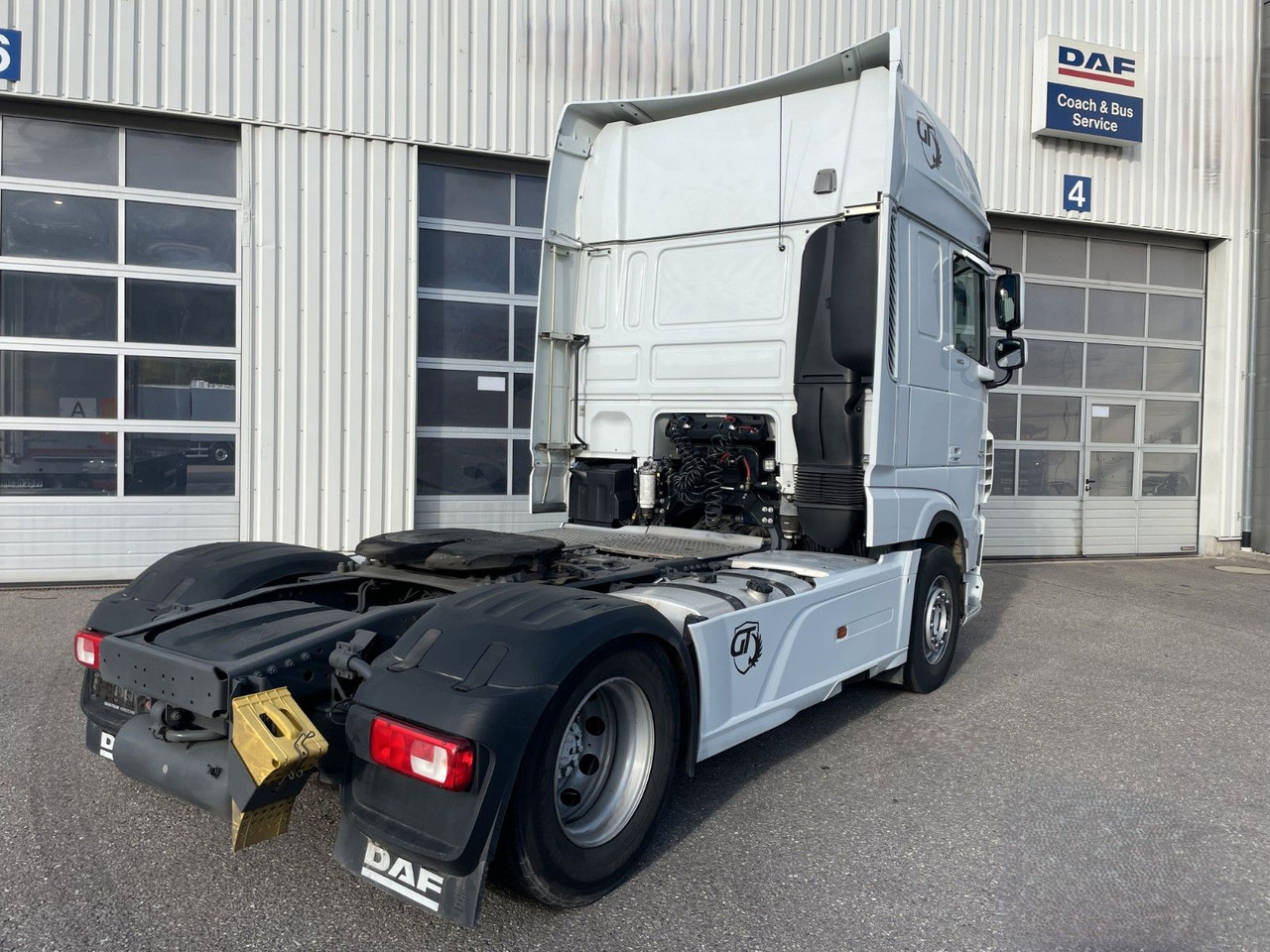 DAF FT XF480 SSC, 2x Tank, Standklima, Lampenbügel - Trekker: afbeelding 5 DAF FT XF480 SSC, 2x Tank, Standklima, Lampenbügel - Trekker: afbeelding 5