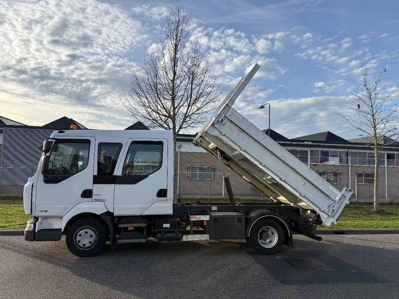 Renault Midlum 180 Doka crewcab 7 seats ex government - Kipper vrachtwagen: afbeelding 2 Renault Midlum 180 Doka crewcab 7 seats ex government - Kipper vrachtwagen: afbeelding 2