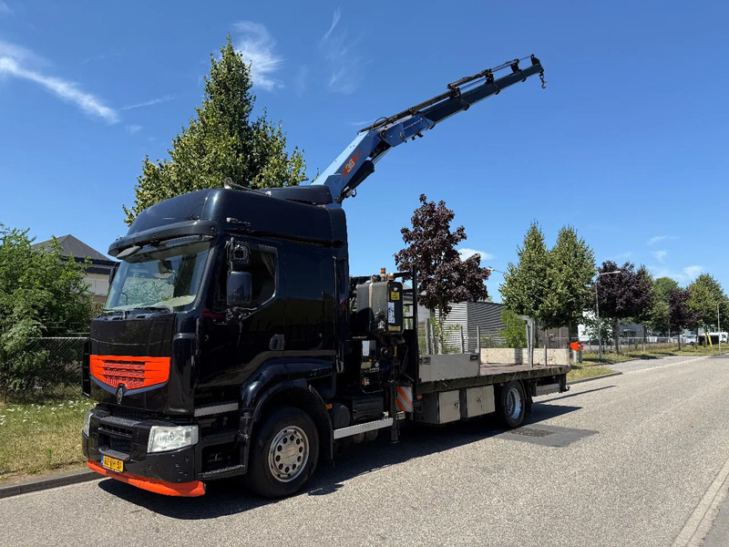 Renault Premium Lander PM 36 P radio control !!! - Kraanwagen: afbeelding 1 Renault Premium Lander PM 36 P radio control !!! - Kraanwagen: afbeelding 1