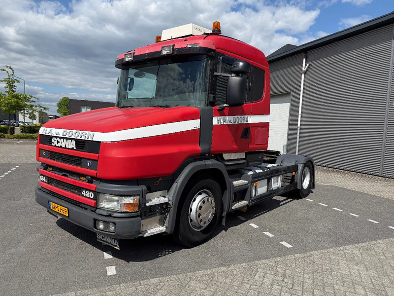 Scania T124-420 T 124-420 TORPEDO - Trekker: afbeelding 1 Scania T124-420 T 124-420 TORPEDO - Trekker: afbeelding 1
