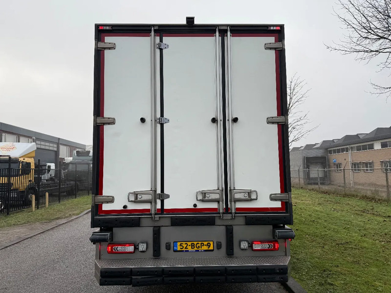 Volvo FM 330 chereau 2015 + carrier 850 - Koelwagen vrachtwagen: afbeelding 5 Volvo FM 330 chereau 2015 + carrier 850 - Koelwagen vrachtwagen: afbeelding 5