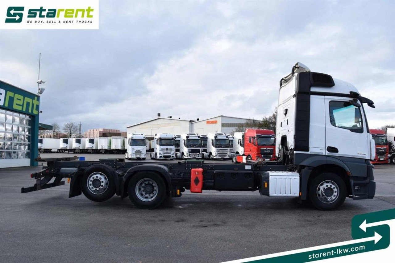 Mercedes Benz Actros 2645L Retarder Mirror Cam NAVI Liftachse - Chassis vrachtwagen: afbeelding 4 Mercedes Benz Actros 2645L Retarder Mirror Cam NAVI Liftachse - Chassis vrachtwagen: afbeelding 4