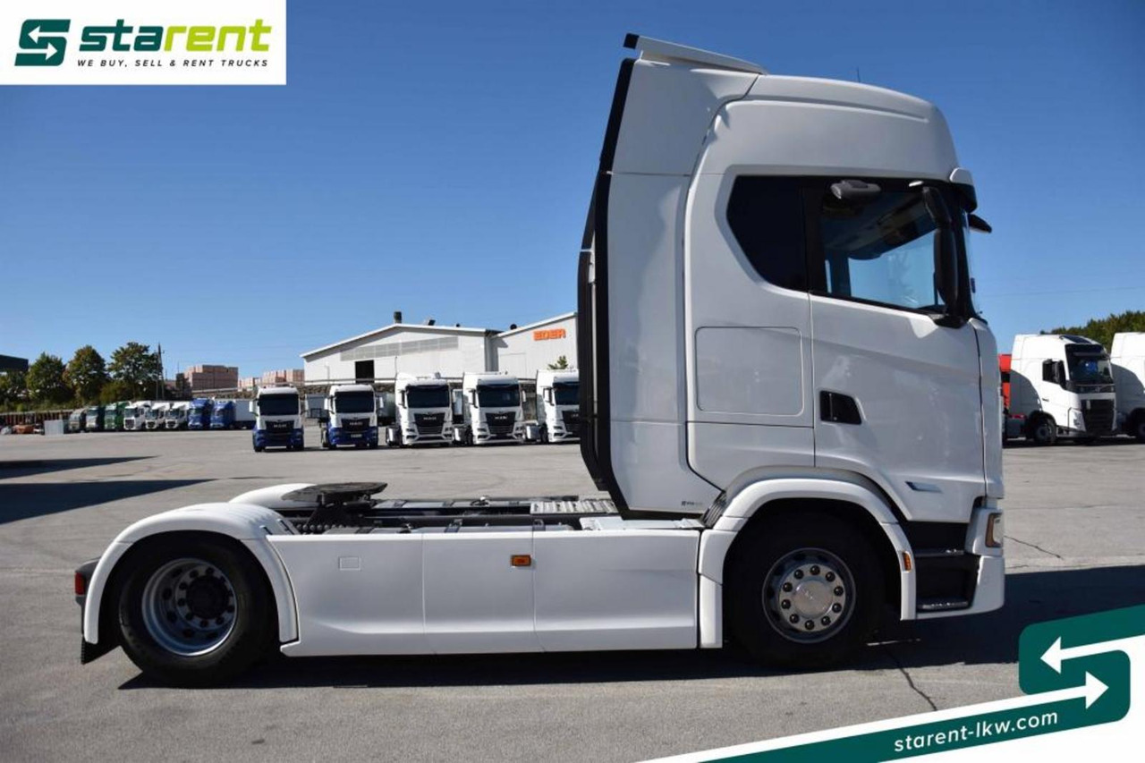 Scania S560 Retarder Navi LED-Lichter Ledersitze ACC - Trekker: afbeelding 4 Scania S560 Retarder Navi LED-Lichter Ledersitze ACC - Trekker: afbeelding 4