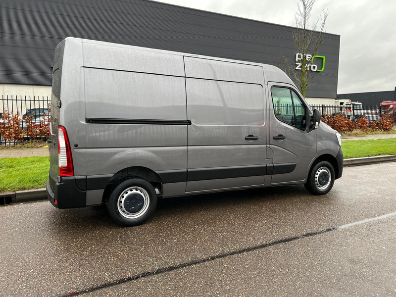 Renault Master 150.35 L2 H2 2.3 Dci Automaat, Nav, Airco - Gesloten bestelwagen: afbeelding 5 Renault Master 150.35 L2 H2 2.3 Dci Automaat, Nav, Airco - Gesloten bestelwagen: afbeelding 5