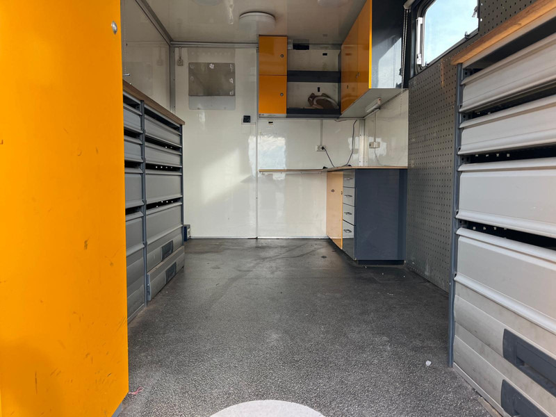 Renault Master 165.35 L3, Euro 6, Airco, Nav, Camera, Mobile office/ workshop - Bestelwagen gesloten laadbak: afbeelding 5 Renault Master 165.35 L3, Euro 6, Airco, Nav, Camera, Mobile office/ workshop - Bestelwagen gesloten laadbak: afbeelding 5