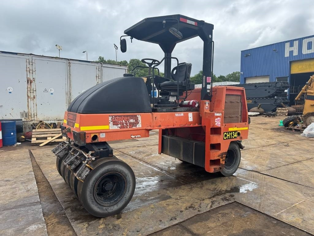 Dynapac CP 142 - Bandenwals: afbeelding 2 Dynapac CP 142 - Bandenwals: afbeelding 2
