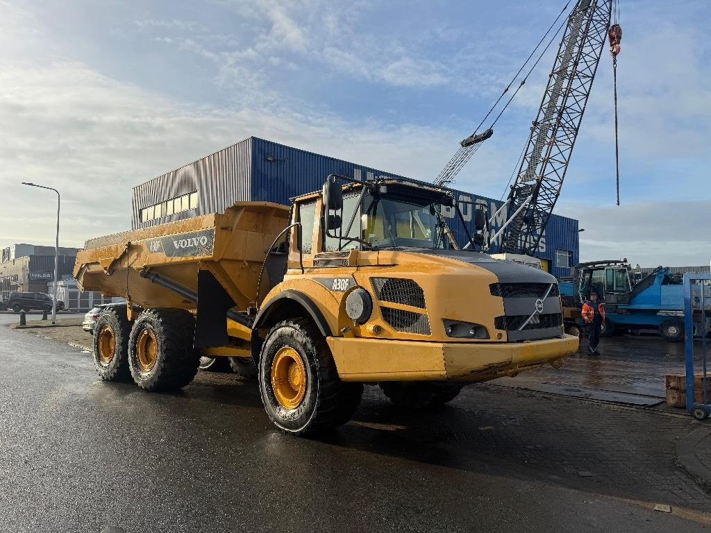 Volvo A 30 F - Kiepwagen met knikbesturing: afbeelding 2 Volvo A 30 F - Kiepwagen met knikbesturing: afbeelding 2