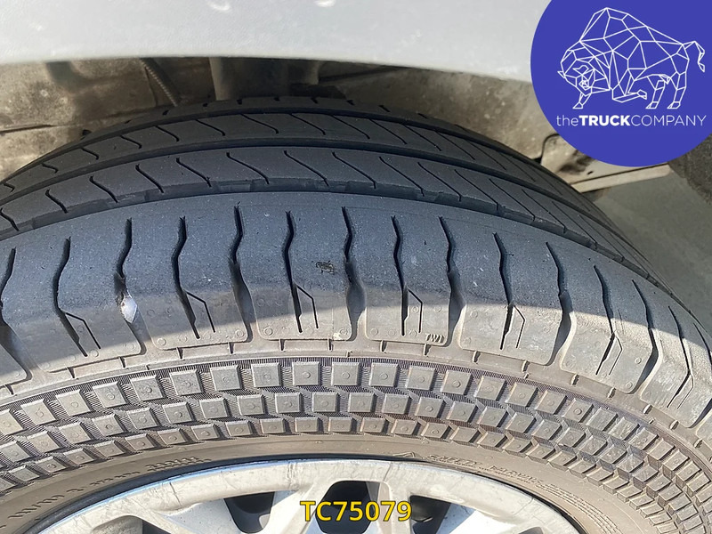 Ford Transit 2.2 TDCI L2 H2 AIRCO - Gesloten bestelwagen: afbeelding 4 Ford Transit 2.2 TDCI L2 H2 AIRCO - Gesloten bestelwagen: afbeelding 4