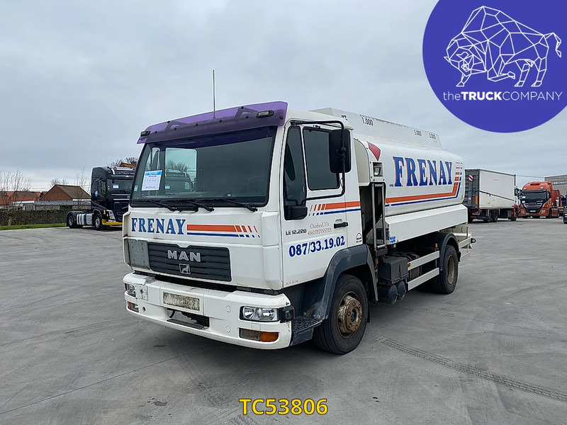 MAN L 2000 12.220 - Tankwagen: afbeelding 1 MAN L 2000 12.220 - Tankwagen: afbeelding 1