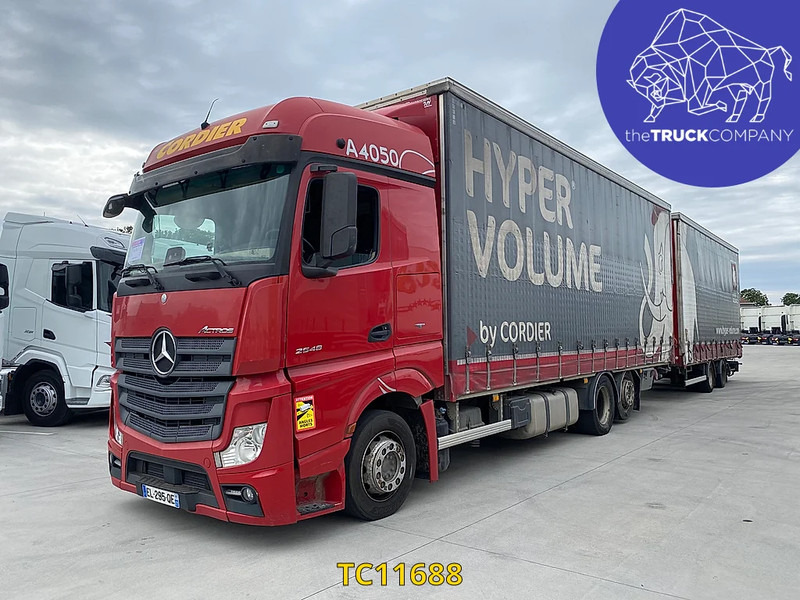 Mercedes-Benz Actros 2648 - Schuifzeilen vrachtwagen: afbeelding 1 Mercedes-Benz Actros 2648 - Schuifzeilen vrachtwagen: afbeelding 1